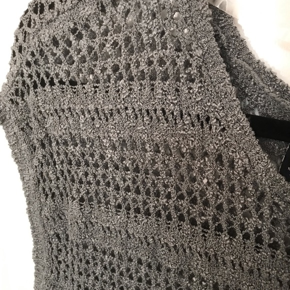 Top - Picture 3 of 4